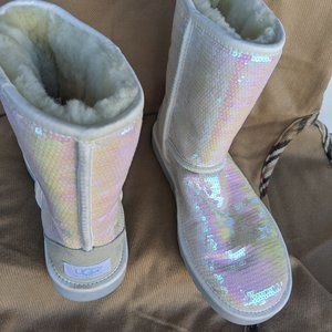 UGG | Cotton Candy Sequence